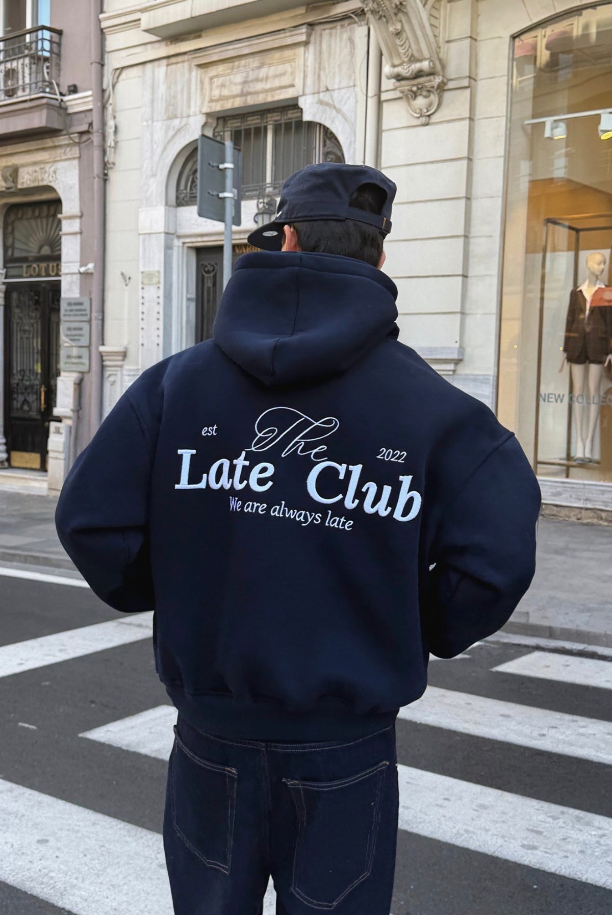Duks Late Club oversize i zi - mbrapa