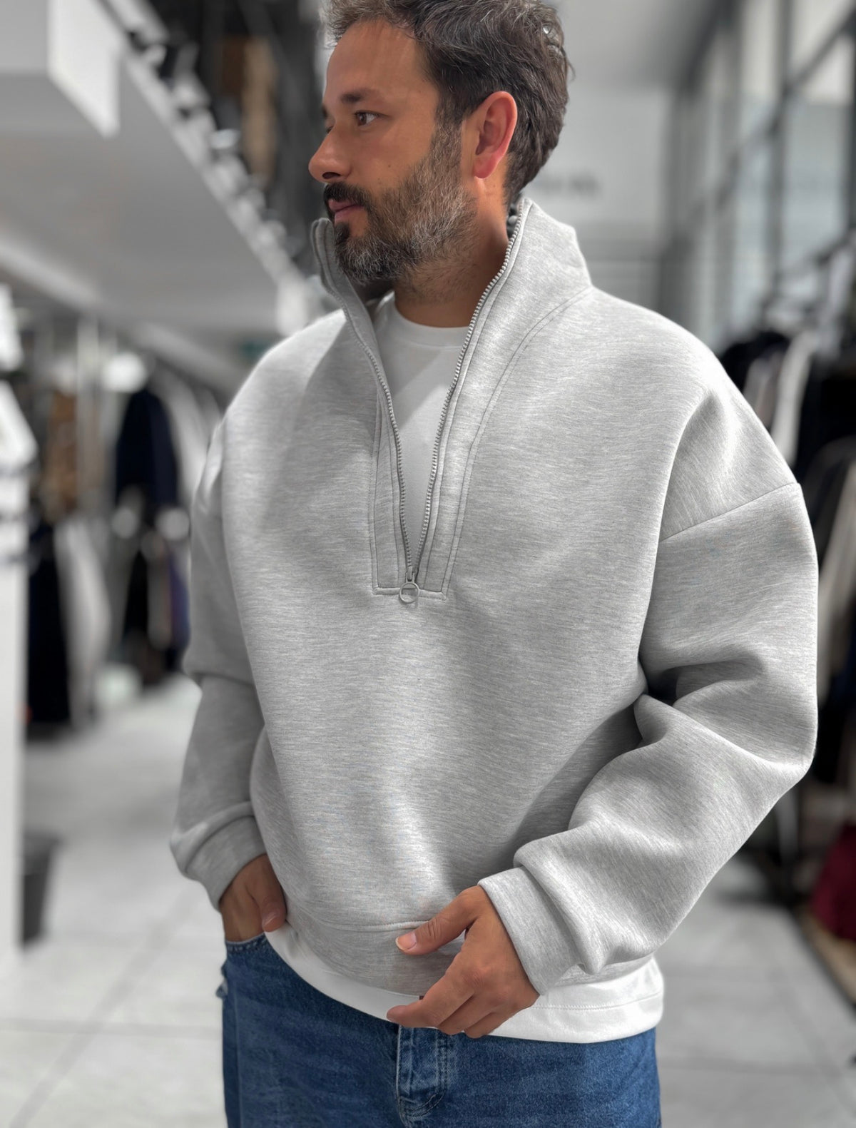 Duks oversize gjysmë-zip gri - afër