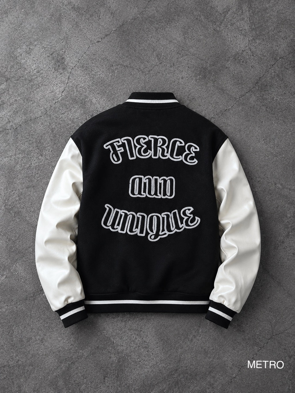 Jacket Crop Varsity e zezë mbrapa