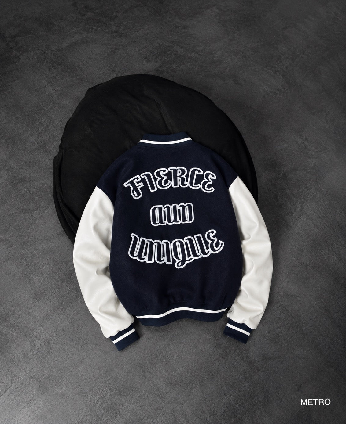 Jacket Crop Varsity kaltër e errët mbrapa
